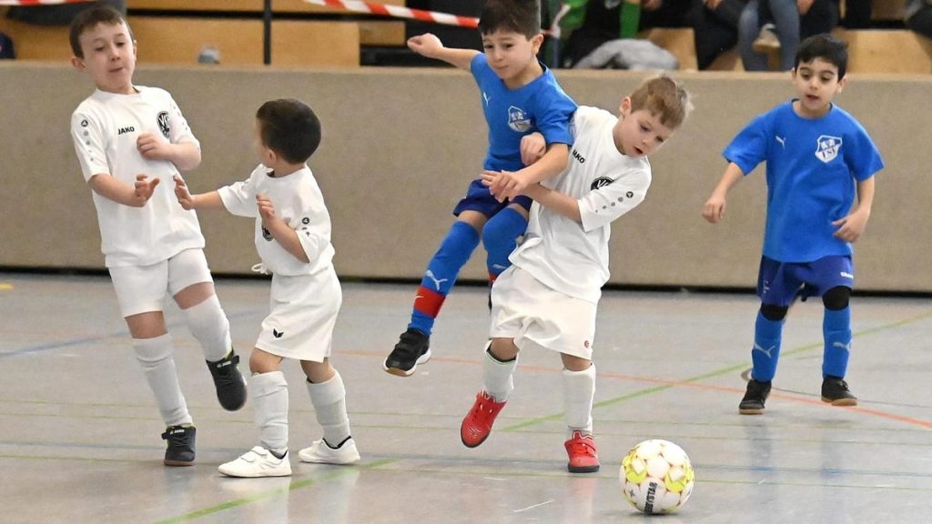 Stadtmeisterschaft-Halle-2026-b-1024x576 Die Hallen-Stadtmeisterschaften in Witten waren für alle Kinder (und hoffentlich alle Eltern) eine gelungende Veranstaltung mit reichlich Spaß